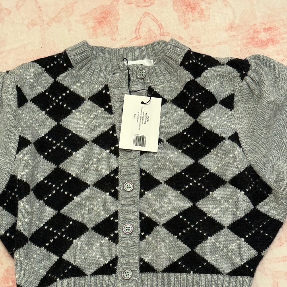 NWT Gray and Black Argyle Short Sleeve Cardigan - GUIZIO. - Picture 2 of 3